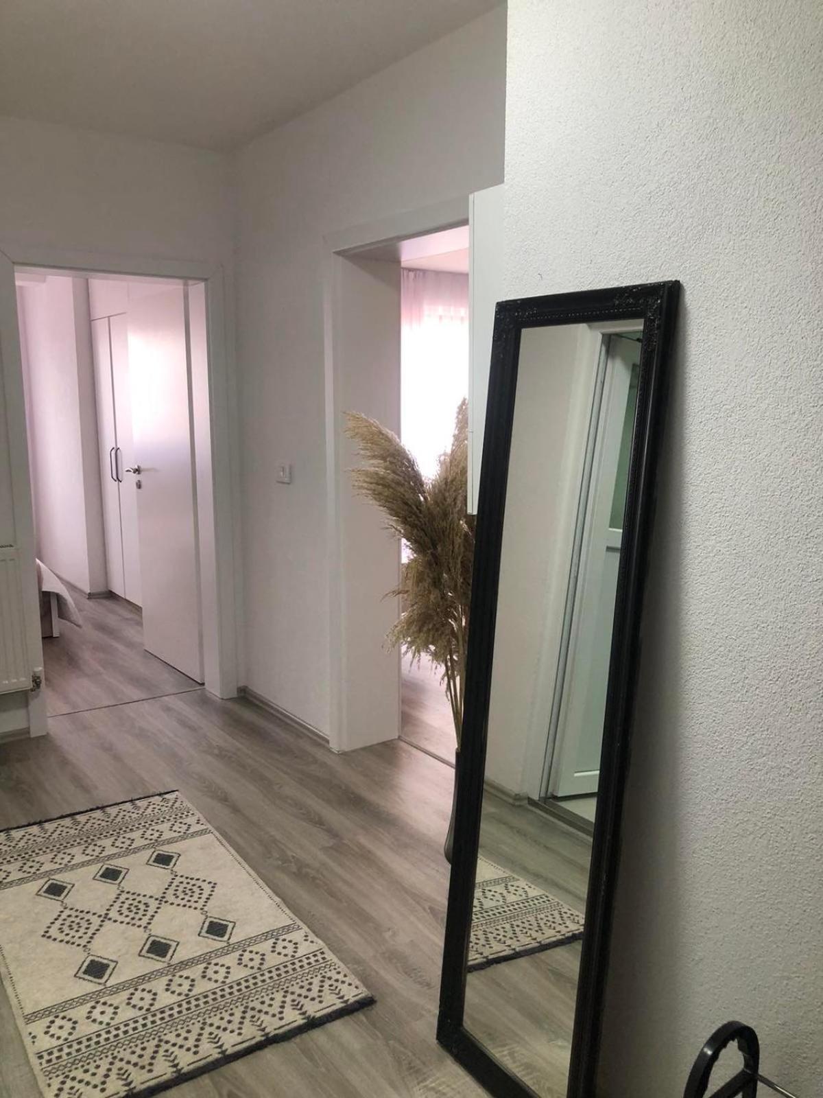 Apartment Prizreni-Free Private Parking Екстериор снимка
