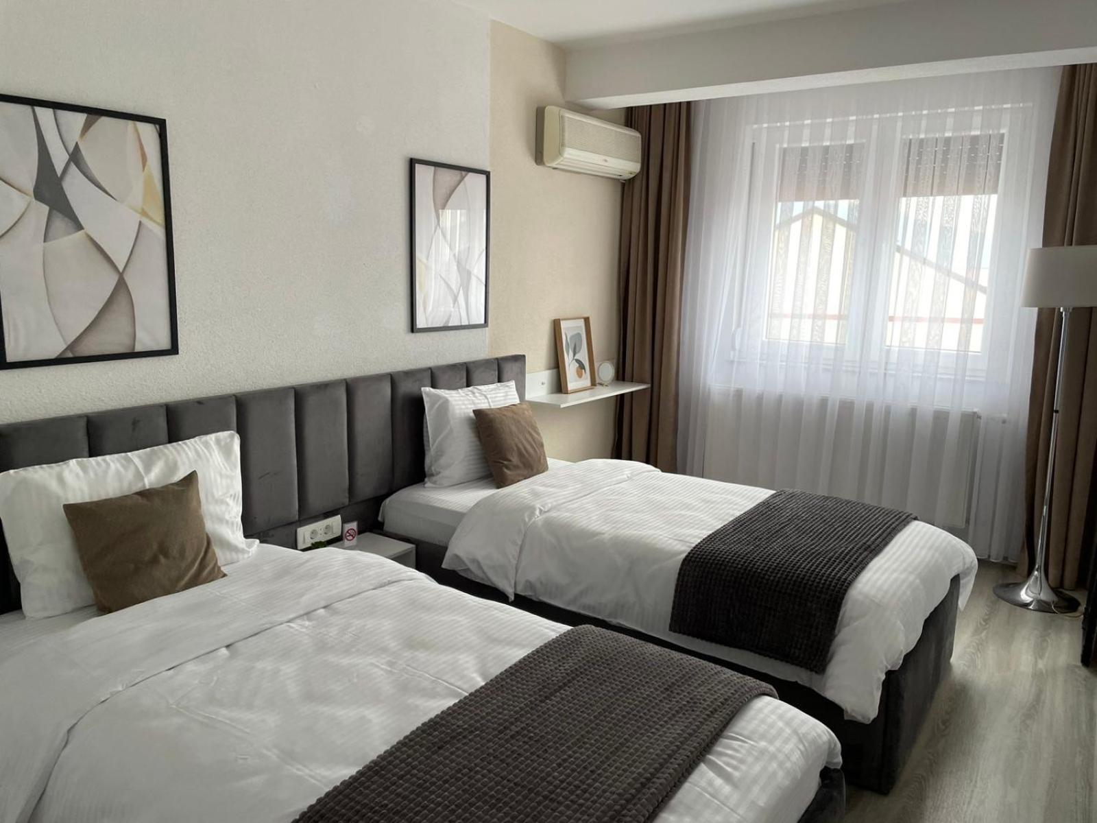 Apartment Prizreni-Free Private Parking Екстериор снимка