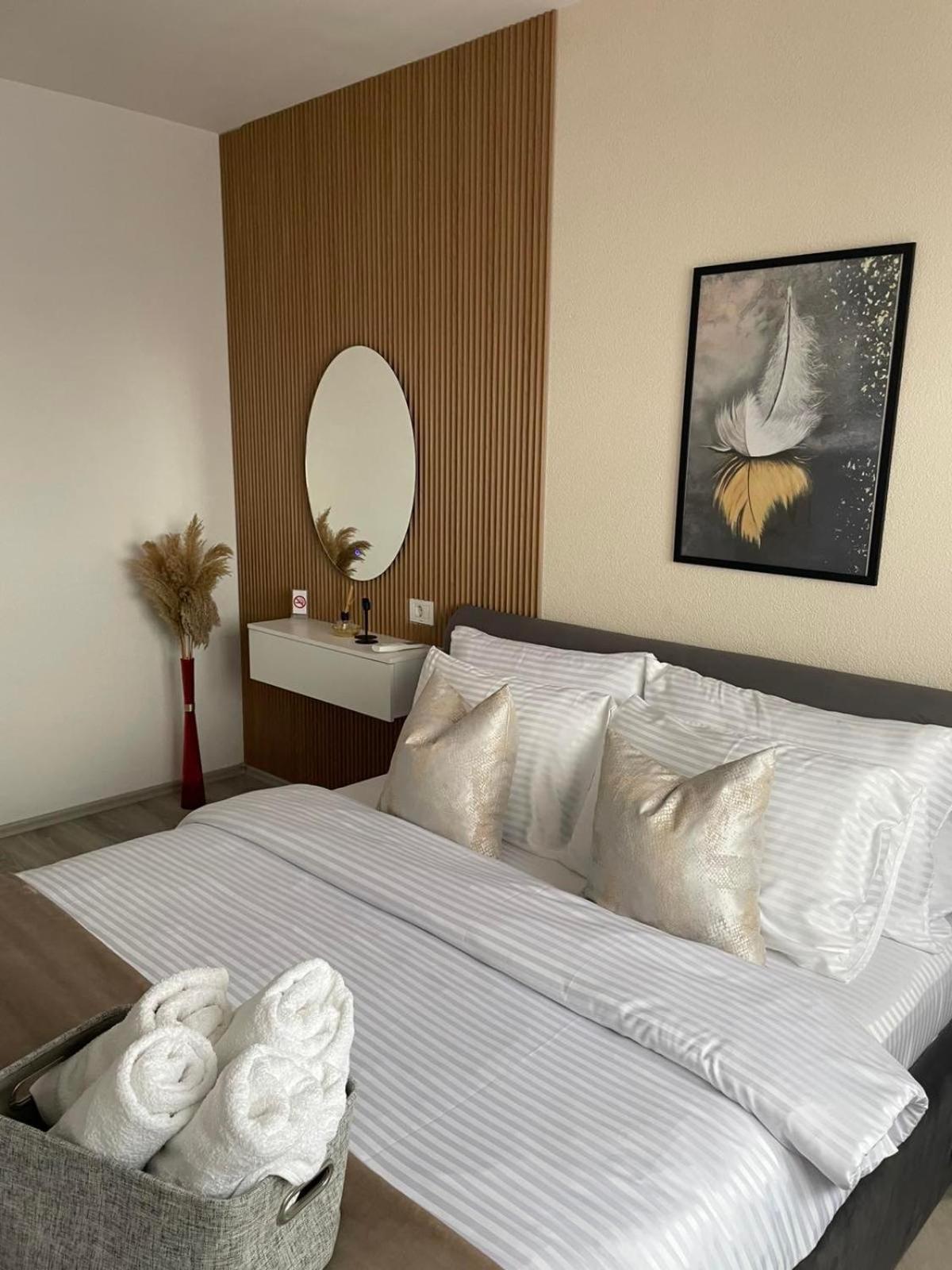 Apartment Prizreni-Free Private Parking Екстериор снимка