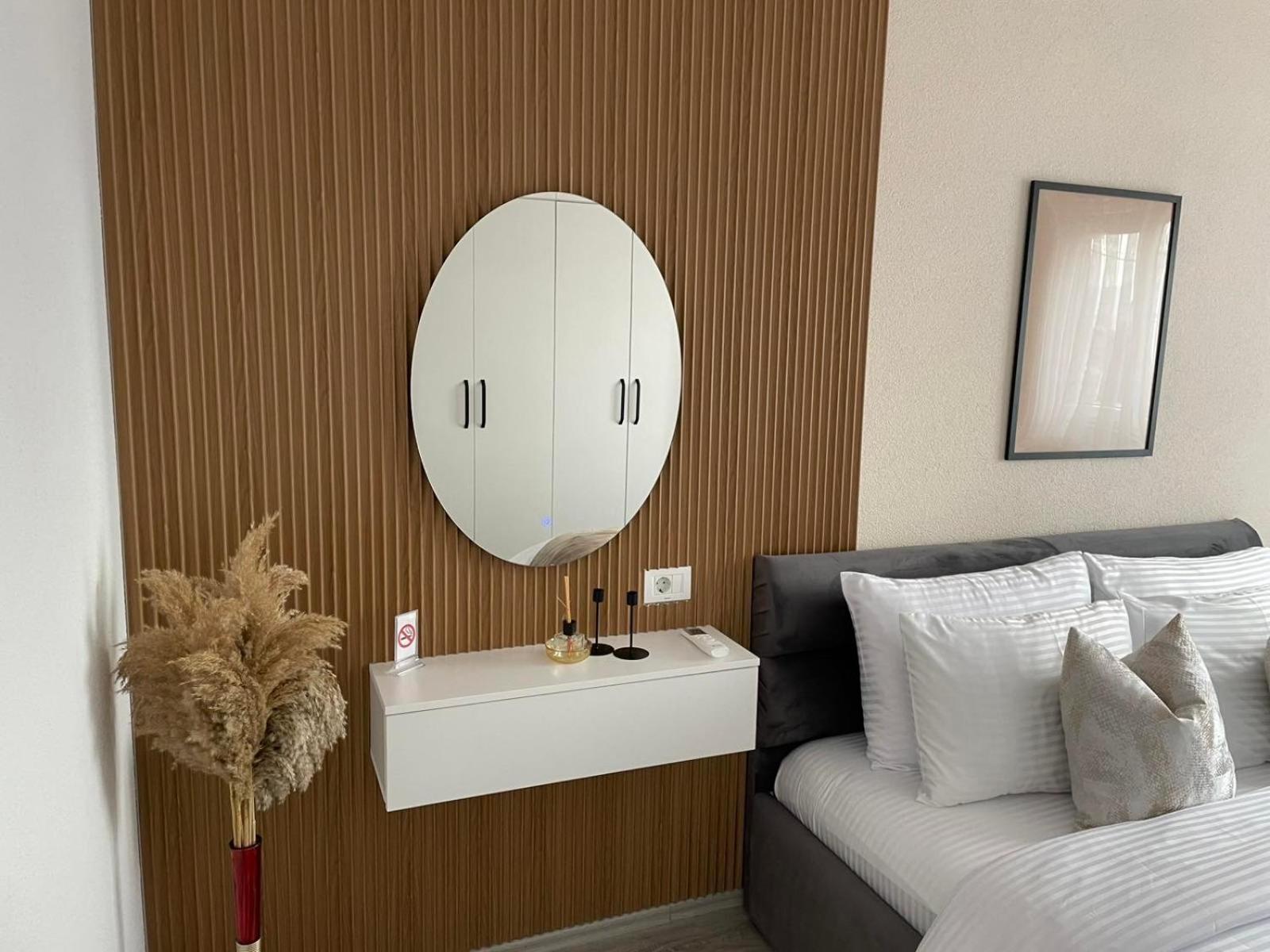 Apartment Prizreni-Free Private Parking Екстериор снимка
