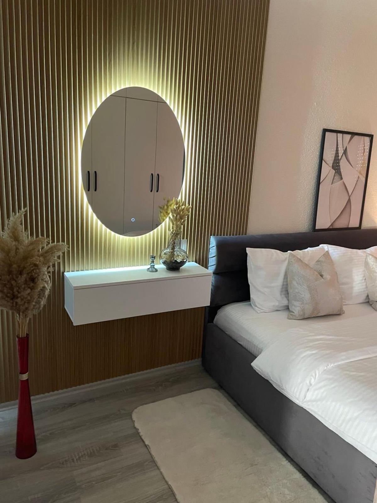 Apartment Prizreni-Free Private Parking Екстериор снимка
